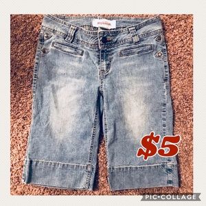 Hydraulic Bermuda Shorts